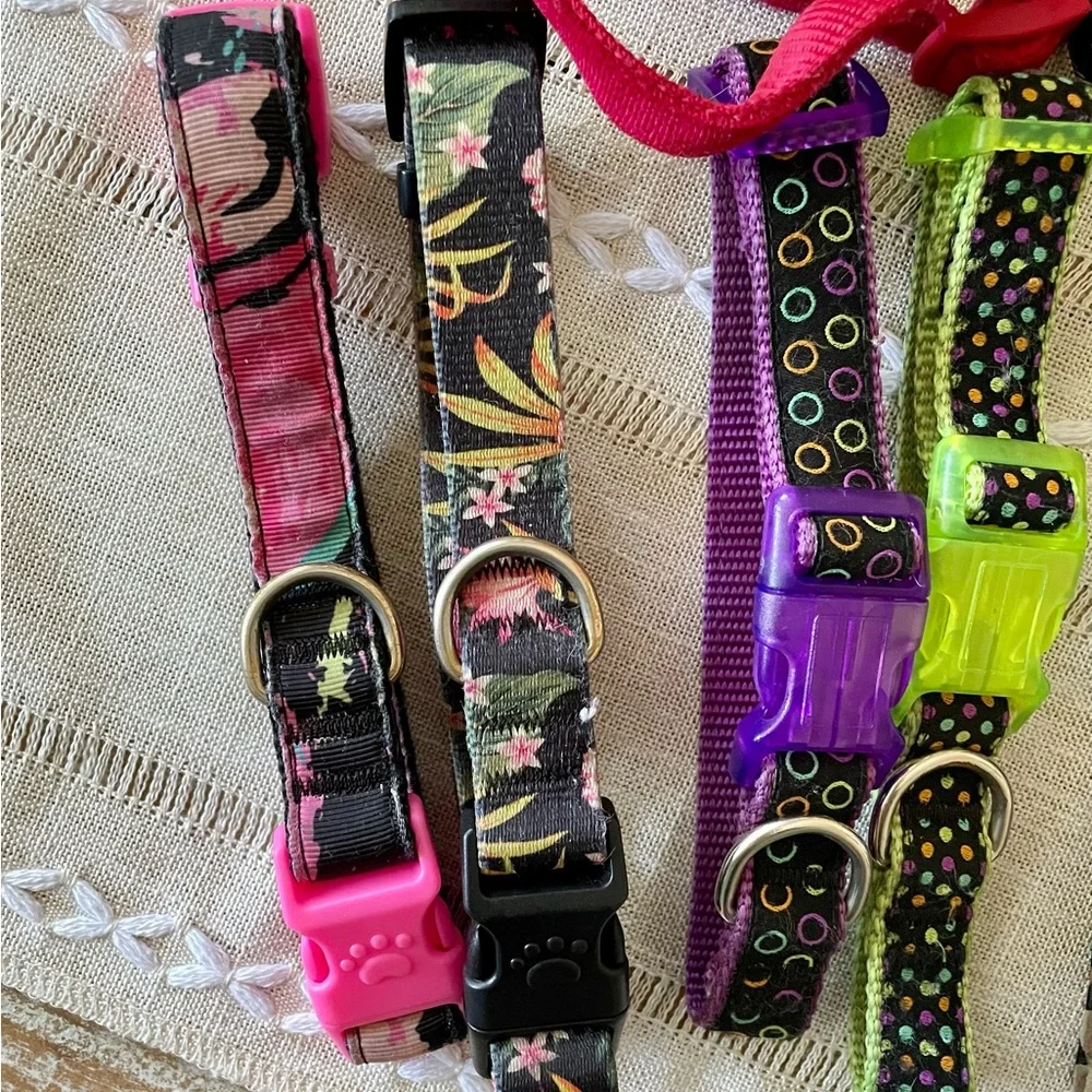 ✨14 Dog Collars Bonanza ✨ med 🐾 approx fits necks 12”-19”